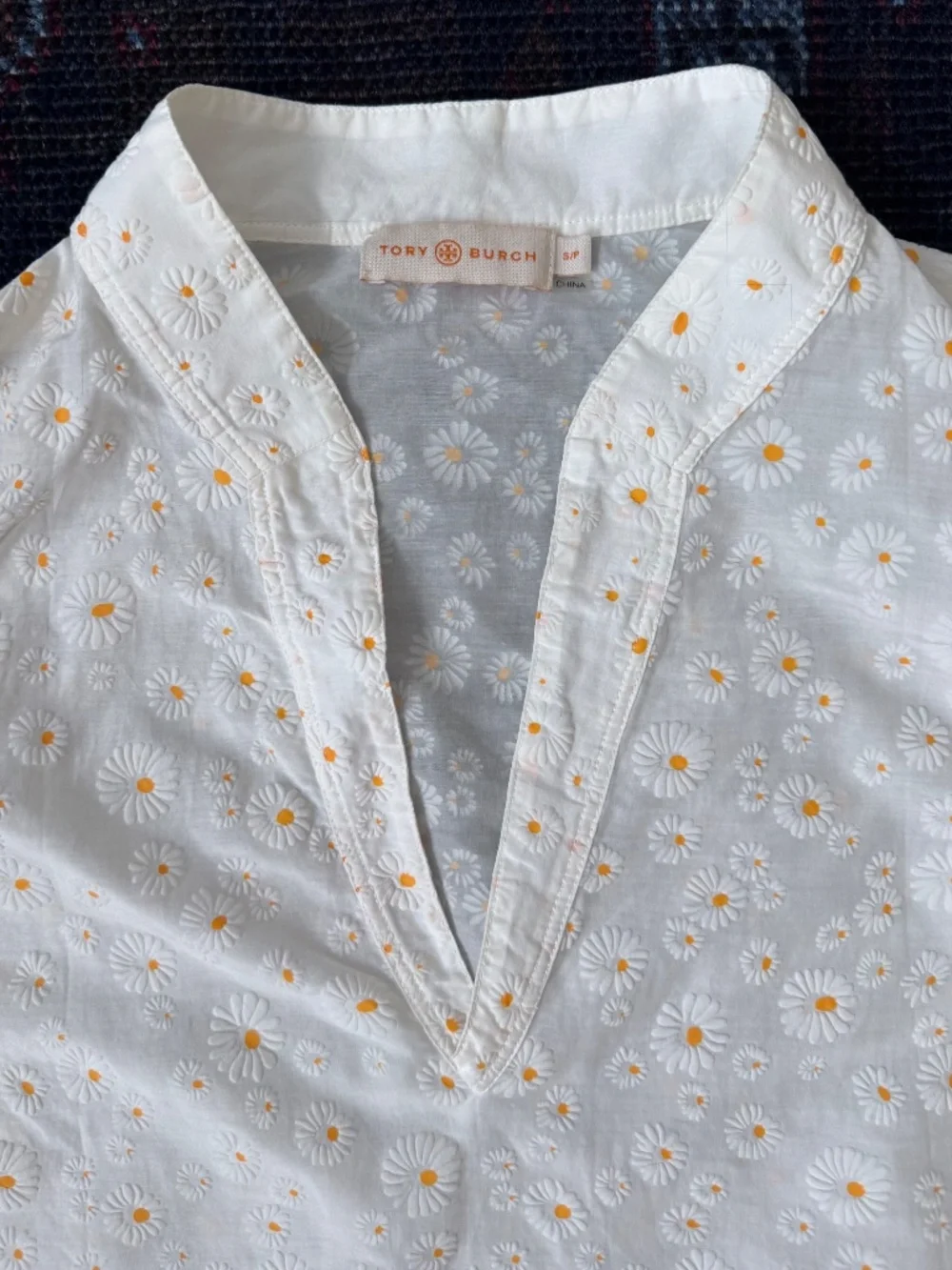 Tory Burch Daisy-Print Floral V-Neck Tunic Blouse | Size Small | Ivory White
